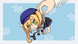 1girl 1other bao_bao_(dokibird) barefoot black_gloves blonde_hair blue_background blue_hat blue_skirt chibi dokibird_(vtuber) dokibird_(vtuber)_(retro_doki) earrings fang gloves green_eyes grey_jacket hat indie_virtual_youtuber jacket jewelry long_hair mei_mei_(dokibird) mini_person minigirl mouth_hold single_earring skin_fang skirt solo_focus ten-chan_(eternal_s) twintails virtual_youtuber