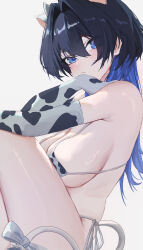 1girl absurdres alternate_costume animal_ears animal_print arm_rest armpit_crease bikini black_hair blue_eyes blue_hair blush bow breasts cleavage closed_mouth colored_inner_hair commentary cow_ears cow_girl cow_horns cow_print cow_print_bikini cow_print_gloves cow_tail elbow_gloves from_side gloves hair_between_eyes hair_intakes highres hololive hololive_english horns kemonomimi_mode knees_to_chest large_breasts looking_at_viewer multicolored_hair ouro_kronii print_bikini print_gloves side-tie_bikini_bottom sideboob simple_background sitting solo swimsuit tail tail_bow tail_ornament two-tone_hair virtual_youtuber white_background wolf_cut yoellim5