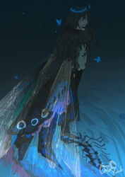 1boy absurdres arthropod_boy arthropod_limbs black_hair blue_eyes bug butterfly_wings centipede cloak crown diamond_hairband dragonfly_wings fate/grand_order fate_(series) full_body fur-trimmed_cloak fur_trim highres insect_wings long_sleeves looking_at_viewer male_focus medium_hair oberon_(fate) oberon_(third_ascension)_(fate) shirt smile solo white_shirt wing_cape wings yonab