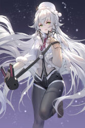 1girl altina_orion animal_bag black_pantyhose boots capelet eiyuu_densetsu fur_trim gloves green_eyes hair_flaps highres long_hair pantyhose rabbit_bag rabbit_ornament sen_no_kiseki_(series) sen_no_kiseki_i shorts sidelocks snow swd3e2 very_long_hair white_hair