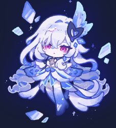 1girl chibi crossed_bangs crystal dress genshin_impact glass_shards hair_between_eyes hair_intakes hair_ornament harukui highres long_hair prosthesis prosthetic_arm prosthetic_leg red_eyes skirk_(genshin_impact) solo sparkle white_dress white_hair