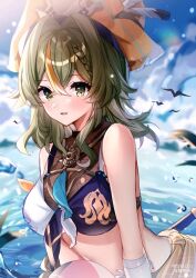 1girl ball beachball bikini bird blue_sky breasts brown_hair grey_hair guzangnanfeng hair_between_eyes hair_intakes hat highres honkai_(series) honkai_impact_3rd large_breasts looking_at_viewer medium_hair multicolored_bikini multicolored_hair navel ocean official_alternate_costume orange_hair parted_lips pirate_hat sky smile stomach streaked_hair summer swimsuit too_many too_many_birds two-tone_bikini two-tone_hair upper_body vill-v vill-v_(i&#039;m_the_storm)