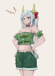 1girl absurdres angry armpits bow breasts choker cleavage ex-keine green_choker green_hair green_shirt green_shorts highres horn_bow horn_ornament horn_ribbon horns kamishirasawa_keine looking_at_viewer midriff navel ponytail red_bow red_eyes ribbon shirt shorts simple_background solo sukusuku_hakutaku touhou v-shaped_eyebrows vanilla_flan white_background