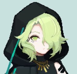 1boy aqua_background arknights chinese_commentary closed_mouth commentary expressionless gold gold_necklace green_eyes green_hair hair_intakes hair_over_one_eye hood hood_up jewelry looking_at_viewer male_focus necklace one_eye_covered pixel_art portrait short_hair simple_background siriuslkun solo the_damazti_cluster_(arknights)