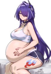 1girl acheron_(honkai:_star_rail) alternate_costume artist_name big_belly black_choker black_shorts breasts choker cleavage closed_mouth dolphin_shorts hair_ornament hair_over_one_eye highres honkai:_star_rail honkai_(series) large_breasts long_hair looking_at_viewer midriff pregnant purple_eyes purple_hair rotomdocs shorts signature sitting solo sports_bra tattoo twitter_username very_long_hair white_background white_sports_bra