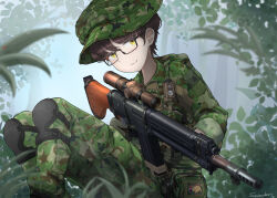 1girl :3 absurdres battle_rifle boonie_hat brown_hair camouflage glasses gloves gun highres holding holding_gun holding_weapon howa_type_64 japan_self-defense_force knee_pads leaf looking_at_viewer military military_combat_uniform military_uniform original rifle savankov scope signature sitting solo weapon woodland_camouflage yellow_eyes