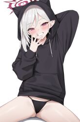 1girl absurdres arm_behind_head black_jacket blue_archive grin halo highres hood hooded_jacket jacket long_sleeves memmemme mutsuki_(blue_archive) pink_eyes red_halo simple_background sitting smile solo thighs white_background white_hair