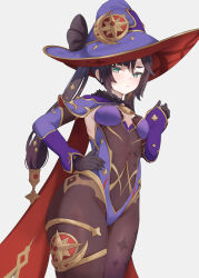 1girl 7neet black_hair breasts cowboy_shot genshin_impact gold_thighlet green_eyes hand_on_own_hip hand_up hat highres jewelry leotard long_hair mona_(genshin_impact) pantyhose purple_leotard simple_background small_breasts solo thighlet twintails very_long_hair white_background witch_hat