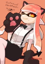 1girl animal_ears animal_hands artist_name black_gloves black_outline black_shorts cat_ears commentary_request demon_tail eyelashes fake_animal_ears fake_tail gloves highres inkling inkling_girl inkling_player_character kainesato long_hair mole mole_under_mouth nintendo one_eye_closed orange_background orange_eyes outline paw_gloves pink_hair pointy_ears shirt shorts simple_background sitting solo splatoon_(series) splatoon_3 suspenders tail tentacle_hair translation_request twitter_username white_shirt