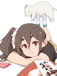 1girl animal_on_foot bag_of_chips bell black_shirt bluearcadegames brown_hair cat crossed_arms eating feet_up food foreshortening hair_between_eyes hair_ornament hair_scrunchie highres jingle_bell kiriyama_an lifting_animal light_blush long_hair lying mono_(afro) neck_bell on_stomach red_eyes scrunchie shirt side_ponytail simple_background socks taishou_(mono) thick_eyebrows white_background white_cat white_scrunchie white_socks