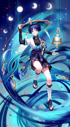 1boy bell black_shirt black_shoes black_shorts blue_eyes blue_hair blue_sash commentary_request full_body genshin_impact hat highres layered_sleeves long_sleeves looking_at_viewer male_focus robe sash scaramouche_(genshin_impact) sheya shirt shoes short_hair short_over_long_sleeves short_sleeves shorts smile solo tulaytullah&#039;s_remembrance_(genshin_impact) wanderer_(genshin_impact) white_robe