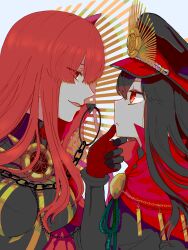 2girls black_bodysuit black_hair black_hat bodysuit breasts cape closed_mouth commentary dual_persona expressionless fate/grand_order fate_(series) from_side gloves hat highres implied_selfcest long_hair looking_at_another medium_breasts multiple_girls oda_nobunaga_(fate) oda_nobunaga_(koha-ace) oda_nobunaga_(maou_avenger)_(fate) oda_uri open_mouth papico0154 red_cape red_eyes red_hair smile