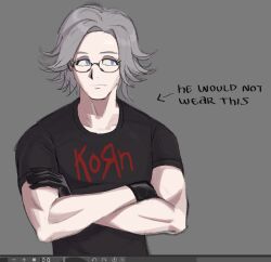 1boy aotsuki_eito art_program_in_frame black_gloves black_shirt crossed_arms english_text glasses gloves grey_background grey_hair korn_(band) logo looking_to_the_side male_focus nyuuten purple_eyes shirt short_hair short_sleeves simple_background solo the_hundred_line_-last_defense_academy- upper_body