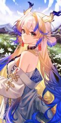 1girl arknights bare_shoulders bead_bracelet beads bracelet breasts chinese_hairpin closed_mouth cloud cloudy_sky dragon_girl dragon_horns dragon_tail earrings eastern_dragon_horns eastern_dragon_tail gradient_hair green_eyes hair_between_eyes hair_ornament highres horns jewelry long_hair looking_at_viewer looking_back medium_breasts multicolored_hair nature outdoors pointy_ears shiring shirt shu_(arknights) sky smile solo strapless strapless_shirt tail tassel tassel_earrings tube_top very_long_hair white_tube_top