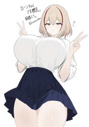 1girl alternate_costume azur_lane blonde_hair blue_skirt breasts brown_eyes double_v ecarte_roon highres huge_breasts multicolored_hair pleated_skirt red_hair roon_(azur_lane) skirt solo streaked_hair translation_request v