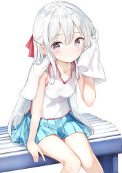 1girl blue_skirt breasts closed_mouth commentary_request fence hamaken._(novelize) highres long_hair looking_at_viewer miniskirt original outdoors paid_reward_available pleated_skirt purple_eyes racket shirt simple_background sitting skirt sleeveless sleeveless_shirt small_breasts smile solo sportswear tennis_uniform towel white_background white_hair white_shirt