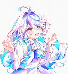 1girl ahoge alternate_costume arms_up blue_eyes blue_hair blush dress flat_chest furina_(genshin_impact) furina_(old_design)_(genshin_impact) genshin_impact highres long_hair long_sleeves looking_at_viewer multicolored_eyes multicolored_hair open_mouth purple_eyes purple_hair shirt simple_background solo teeth touka_(pixiv71609120) upper_body upper_teeth_only very_long_hair white_background white_dress white_hair white_shirt