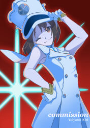 1girl absurdres artist_name bleach bleach:_sennen_kessen-hen brown_eyes brown_hair closed_mouth commentary commission cosplay dress hand_on_own_hip hat head_tilt highres konno_yuuki_(sao) liltotto_lamperd liltotto_lamperd_(cosplay) looking_at_viewer one_eye_closed red_background short_hair skeb_commission sleeveless sleeveless_dress smile solo sword_art_online voice_actor_connection white_dress white_hat yoiyami_1207 yuuki_aoi