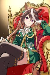 1girl animal_ears armchair ascot black_thighhighs breasts brown_hair chair closed_mouth commentary_request crossed_legs epaulettes frilled_skirt frills gloves green_jacket green_skirt hair_between_eyes hand_up horse_ears horse_girl horse_tail jacket long_sleeves looking_at_viewer mauve medium_breasts multicolored_hair on_chair pleated_skirt purple_eyes shirt single_epaulette sitting skirt smile solo symboli_rudolf_(umamusume) tail thighhighs two-tone_hair umamusume unfinished white_ascot white_gloves white_hair white_shirt