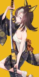 Rule 34 | 1girl, absurdres, animal ears, bare shoulders, black hair, black kimono, blonde hair, blue eyes, breasts, chest sarashi, collarbone, colored inner animal ears, colored inner hair, dream journey (umamusume), eyewear strap, glass, grey hair, hair over one eye, highres, holding, holding sword, holding weapon, horse ears, horse girl, japanese clothes, katana, kimono, looking at viewer, multicolored hair, okobo, platform sandals, sandals, sarashi, scabbard, sheath, simple background, single hair intake, small breasts, socks, solo, streaked hair, sword, umamusume, weapon, white socks, wide sleeves, yellow background, yomean!
