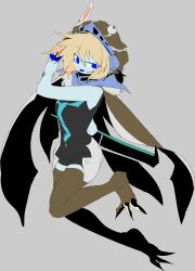 1girl animal_feet bare_arms bare_legs bare_shoulders barefoot black_cape black_dress black_helmet black_skin blue_eyes blue_skin blue_tongue breasts cape clawed_feet collared_cape colored_skin colored_tongue commentary dress english_commentary full_body fur-trimmed_cape fur_trim genderswap genderswap_(otf) grey_background grey_hair hair_between_eyes hat helmet high_collar highres holding holding_sword holding_weapon len&#039;en ling_s looking_at_viewer monster_girl moritake_medias multicolored_skin open_mouth penguin_hat short_dress short_hair short_sword simple_background sleeveless sleeveless_dress solo sword two-tone_skin weapon