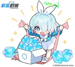 +_+ 1girl absurdres aqua_hair arona_(blue_archive) blue_archive blush box braid chibi copyright_name hair_over_one_eye halo highres holding kurihara_sakura logo official_art open_mouth pink_hair pyroxene_(blue_archive) sailor_collar school_uniform serafuku shoes short_hair side_braid simple_background skirt solo standing teeth upper_teeth_only white_background white_sailor_collar white_shoes white_skirt