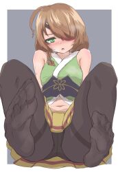 1girl bare_shoulders black_pantyhose blush braid braided_sidelock brown_hair chestnut_mouth crotch_seam eyepatch green_eyes green_hood green_kimono grey_background hair_over_one_eye half-closed_eyes highres japanese_clothes kimono midriff navel nikek0n panties panties_under_pantyhose pantyhose sengoku_otome short_hair sitting skirt soles spread_legs sweat sweatdrop thighband_pantyhose toes underwear yamamoto_kansuke_(sengoku_otome) yellow_skirt