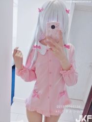 1girl asian cosplay eromanga_sensei flat_chest highres izumi_sagiri izumi_sagiri_(cosplay) long_hair pajamas phone photo_(medium) selfie silver_hair solo xiaoxian