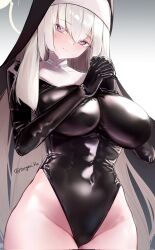 1girl black_leotard blue_archive breasts corrupted_twitter_file cowboy_shot grey_background grey_hair halo highres large_breasts leotard long_hair missing_commentary nun own_hands_clasped own_hands_together purple_eyes sakurako_(blue_archive) simple_background solo tongari_kin