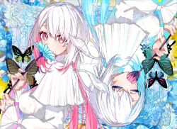 1girl au_ra blue_hair bug butterfly closed_eyes covering_own_mouth dragon_girl dragon_horns dragon_tail final_fantasy final_fantasy_xiv flower highres horns insect looking_at_viewer motsuni_(lxxe1120) multicolored_hair pink_eyes pink_hair scales shirt tail two-tone_hair warrior_of_light_(ff14) white_hair white_shirt