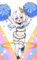 1girl alternate_costume amane_kanata angel_wings armpits arms_up blush cheerleader commentary_request flat_chest grey_hair halo highres hololive kani_bonara looking_at_viewer microskirt navel open_mouth pleated_skirt pom_pom_(cheerleading) purple_eyes short_hair skirt solo standing standing_on_one_leg stomach thighhighs virtual_youtuber white_background white_skirt white_thighhighs wings zettai_ryouiki