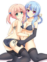 2girls absurdres ass bikini black_bikini black_panties blue_hair breasts christine_ketoura elbow_gloves gloves green_eyes highres iris_mysteria! large_breasts multiple_girls olivie_cromwright panties pink_hair purple_eyes smile swimsuit tamba_i thighhighs thighs underwear white_background yuri
