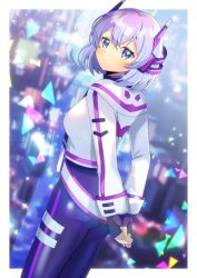 1girl arms_behind_back ass black_gloves black_pants blue_eyes blurry blurry_background closed_mouth commentary_request commission copyright_request depth_of_field fingerless_gloves from_side gloves gradient_hair grey_hair hair_between_eyes headgear kou_hiyoyo looking_at_viewer looking_to_the_side multicolored_hair own_hands_together pants pink_hair shirt skeb_commission solo virtual_youtuber white_shirt