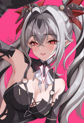1girl ahoge bare_shoulders black_streaks breasts cleavage crossed_bangs grey_background hair_between_eyes hair_intakes headgear highres jetavie_(pgr) long_hair mismatched_pupils pink_background pointy_ears punishing:_gray_raven red_eyes slit_pupils solo symbol-shaped_pupils twintails uriuritei x-shaped_pupils
