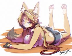 1girl animal_ear_fluff animal_ears bare_shoulders black_choker black_gloves blonde_hair blue_shorts body_fur breasts cat_ears cat_girl cat_tail choker closed_mouth fingerless_gloves furry furry_female gloves head_rest large_breasts long_hair looking_at_viewer lying on_stomach parted_bangs ponytail pulchra_fellini shirt shorts smile solo steeltw tail very_long_hair white_shirt yellow_fur zenless_zone_zero
