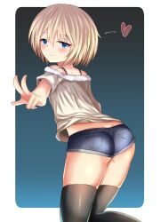 1girl alternate_costume ass blanc_(neptunia) blowing_kiss blue_eyes blush bra_strap brown_hair butt_crack denim denim_shorts half-closed_eyes heart highres kneeling legs looking_at_viewer looking_back neptune_(series) outstretched_arm seductive_gaze seductive_smile shirt short_hair shorts smile solo thighs v