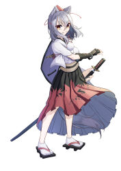 1girl absurdres black_gloves black_skirt closed_mouth fingerless_gloves full_body geta gloves grey_hair hair_between_eyes hat highres inubashiri_momiji katana looking_at_viewer medium_hair pleated_skirt red_hat red_skirt sheath shirt short_sleeves simple_background skirt socks solo sword tokin_hat touhou two-tone_skirt unsheathing v-shaped_eyebrows weapon white_background white_shirt white_socks yuki_hishaku