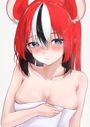 1girl absurdres animal_ears black_hair blue_eyes blush breasts cleavage closed_mouth colored_inner_hair hakos_baelz highres hololive hololive_english ilie_ilie long_hair looking_at_viewer medium_breasts mouse_ears mouse_girl multicolored_hair red_hair solo streaked_hair towel virtual_youtuber wet wet_hair white_hair