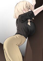 1girl absurdres arms_up ass black_shirt blonde_hair breast_press breasts green_scrunchie hair_ornament hair_over_shoulder hair_scrunchie hairclip high-waist_pants highres huge_breasts k0ng long_hair merc-san_(k0ng) narrow_waist original pants reaching scrunchie shelf shirt short_sleeves sleeves_rolled_up solo yellow_pants