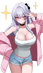 1girl :3 absurdres arm_up armpits bare_shoulders black_choker blue_shorts breasts choker closed_mouth collarbone commission cowboy_shot cross-shaped_pupils cutoffs highres jacket large_breasts long_hair long_sleeves looking_at_viewer midriff_peek multicolored_hair off_shoulder open_clothes open_jacket original pink_jacket red_eyes shirt short_shorts shorts sleeveless sleeveless_shirt smile solo streaked_hair suisen_(suisenhwa) symbol-shaped_pupils thighs w white_hair white_shirt