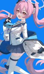 +_+ 1girl :d absurdres akazaki_yukino black_gloves blue_archive blue_background blue_necktie breasts commentary feet_out_of_frame fingerless_gloves gloves hair_between_eyes hair_ornament halo hand_up highres id_card jacket knee_pads koyuki_(blue_archive) lanyard long_hair long_sleeves looking_at_viewer necktie open_mouth pink_eyes pink_hair pink_halo pleated_skirt shirt single_knee_pad skirt smile solo thighhighs twintails v white_jacket white_shirt white_thighhighs