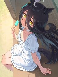 1girl absurdres ahoge animal_ears black_hair breasts choker commentary_request dress food hair_between_eyes highres holding holding_food horse_ears horse_girl horse_tail jewelry long_hair looking_at_viewer manhattan_cafe_(umamusume) popsicle sitting small_breasts solo special_cat tail umamusume white_dress yellow_eyes