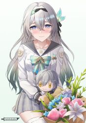 1girl absurdres adobolaide black_hairband black_ribbon blush bouquet bow bowtie caelus_(honkai:_star_rail) character_doll closed_mouth collared_shirt doll firefly_(honkai:_star_rail) firefly_(spring_missive)_(honkai:_star_rail) flower gradient_eyes gradient_hair green_bow green_bowtie green_pupils grey_hair grey_sailor_collar grey_skirt hair_between_eyes hair_intakes hair_ornament hair_ribbon hairband highres honkai:_star_rail honkai_(series) long_hair multicolored_eyes multicolored_hair plaid_bow plaid_bowtie plaid_clothes pleated_skirt ribbon sailor_collar shirt simple_background skirt smile stuffed_toy thighhighs trailblazer_(honkai:_star_rail) twitter_username two-tone_eyes white_background white_shirt white_thighhighs
