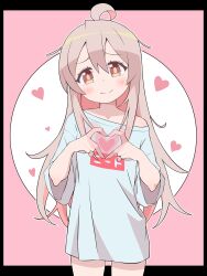 1girl absurdres ahoge black_border blush border brown_eyes closed_mouth clothes_writing colored_inner_hair commentary_request dot_nose genderswap genderswap_(mtf) grey_hair hair_between_eyes hands_up heart heart_background heart_hands highres long_hair looking_at_viewer multicolored_hair naked_shirt neet onii-chan_wa_oshimai! oversized_clothes oversized_shirt oyama_mahiro pink_background pink_hair print_shirt shirt short_sleeves single_bare_shoulder smile solo standing t-shirt u_illustrator white_shirt