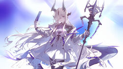 1girl absurdres arknights black_horns black_thighhighs blonde_hair blue_background blue_eyes breasts commentary dragon_girl dragon_horns dragon_tail dress english_commentary floating_hair grin hair_between_eyes hair_over_one_eye hand_up highres holding holding_staff horns jacket light_in_heart long_hair long_sleeves looking_at_viewer luozhou_pile medium_breasts necrass_(arknights) see-through_clothes see-through_sleeves sidelocks smile solo staff standing tail thighhighs torn_clothes torn_thighhighs very_long_hair white_dress white_jacket wing_collar