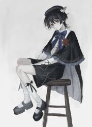 1boy alternate_costume beret black_bow black_cape black_hair black_hat black_shoes black_shorts blue_bow blunt_ends bow bright_pupils cape eyelashes eyeliner eyeshadow feather_hair_ornament feathers flower frilled_cape frilled_shirt frills full_body genshin_impact hair_ornament hair_scrunchie hat head_tilt heart highres large_bow long_sleeves looking_at_viewer makeup male_focus on_stool pale_skin parted_lips red_eyeliner red_eyeshadow red_flower red_rose rose scaramouche_(genshin_impact) scrunchie shirt shoes shorts sitting socks solo tsurime white_background white_mouth white_pupils white_scrunchie white_shirt white_sleeves white_socks yellow_feathers yoruli_e