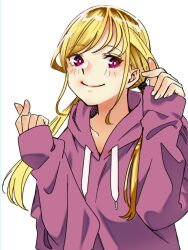 1girl blonde_hair bright_pupils closed_mouth collarbone commentary_request double_finger_heart finger_heart hands_up highres hood hoodie kusunoki_aroma light_blush looking_at_viewer pink_eyes purple_hoodie sawaranaide_kotesashi-kun shinjou_takuya simple_background smile solo swept_bangs twintails upper_body white_background white_pupils