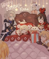 Rule 34 | 2boys, 4girls, :d, ;), ^ ^, aether (genshin impact), ahoge, albedo (genshin impact), amber (genshin impact), bed, bed sheet, blanket, blonde hair, blue eyes, box, braid, breasts, brown eyes, brown hair, character name, cleavage, closed eyes, cosplay, dodoco (genshin impact), english text, finger to mouth, genshin impact, gift, gift box, goggles, goggles around neck, hair between eyes, hair bun, halo, happy birthday, highres, index finger raised, jean (genshin impact), julydelic, jumpy dumpty, jumpy dumpty (cosplay), klee (genshin impact), light brown hair, long hair, long sleeves, low twintails, mechanical halo, multiple boys, multiple girls, one eye closed, open mouth, paimon (genshin impact), pillow, pointy ears, short hair, short sleeves, sidelocks, single braid, single hair bun, sleeping, smile, twintails, under covers, white hair, yellow eyes