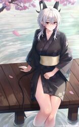 1girl alternate_costume black_horns black_kimono black_tail breasts cherry_blossoms closed_mouth collarbone commentary curled_horns demon_tail english_commentary falling_petals grey_hair hair_between_eyes highres horns japanese_clothes kimono large_breasts long_hair looking_at_viewer multicolored_hair narijade outdoors patreon_username petals pink_petals red_eyes ripples sitting smile soaking_feet solo streaked_hair tail water watermark web_address wet wuthering_waves zani_(wuthering_waves)