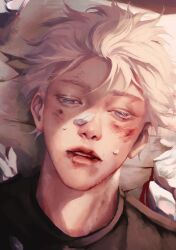 1boy 3aem black_shirt blood blood_from_mouth blood_on_face commentary gojou_satoru highres jujutsu_kaisen lips lying male_focus nose on_back on_ground shirt short_hair solo spoilers white_hair